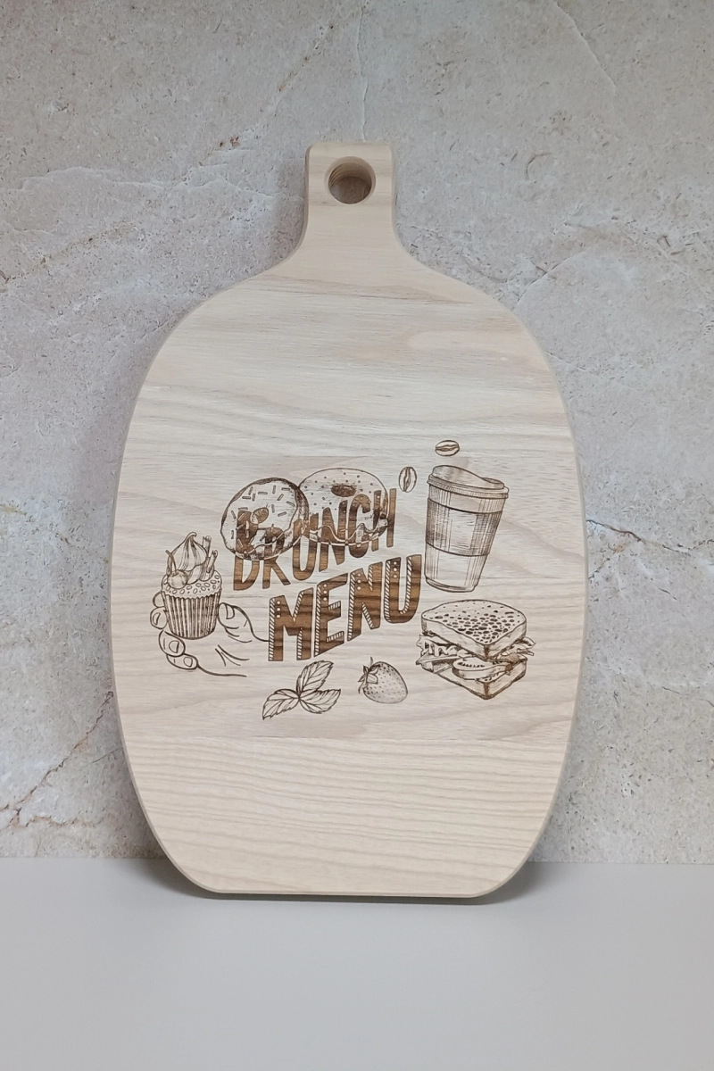 planche à brunch à personnalisée en frêne massif